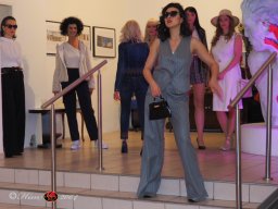 Fashion Show in der Contemplor Galerie Wien am 16. 03. 2024